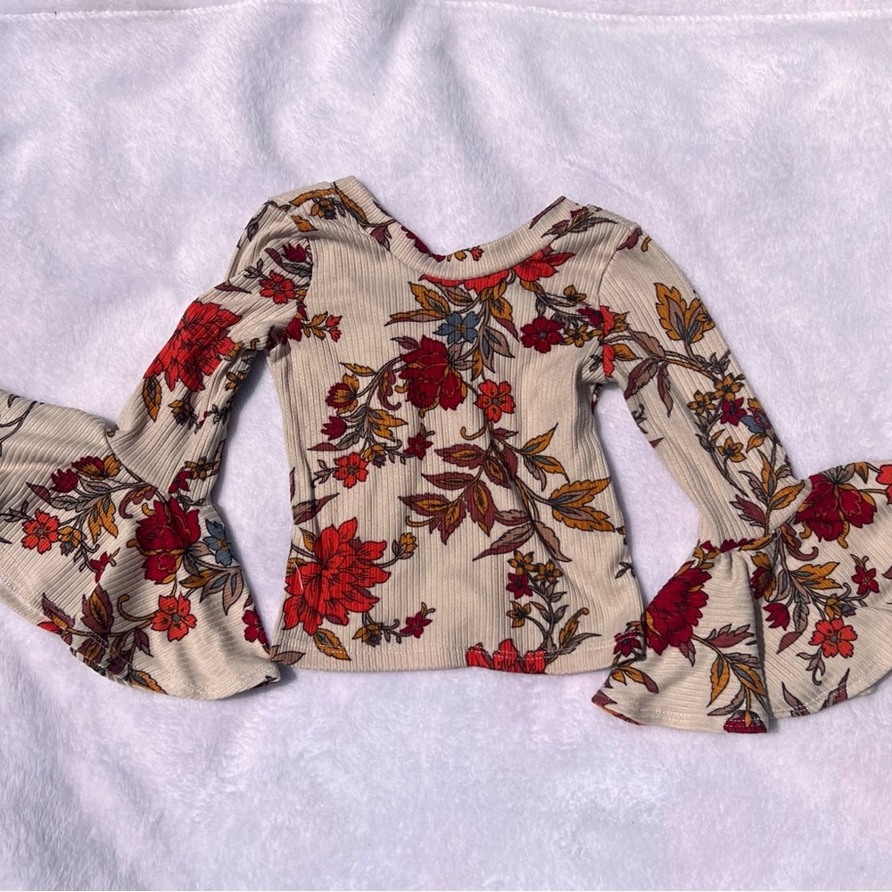 Handmade bell sleeve
